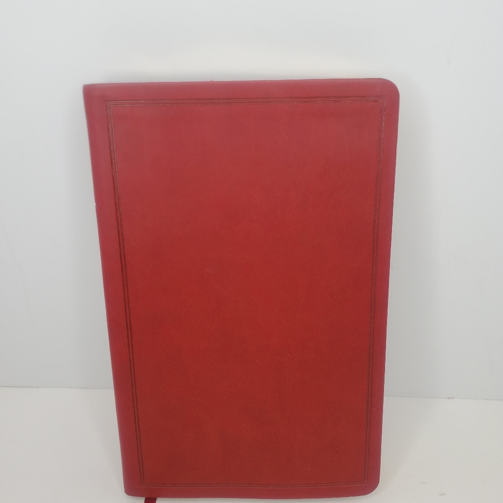 Holman‎ Gift & Award CSB~Christian Standard Bible~Gold & Burgundy Faux Leather